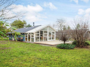 6 person holiday home in Ulfborg